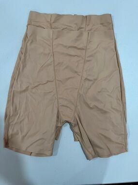 Daisy Fuentes High-Waist Shaping Short in Nude, 2 pairs
